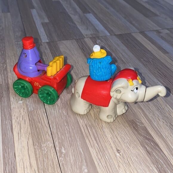 McDonald's Circus GRIMACE ON CALLIOPE Elephant Circus Fries toy - Picture 2 of 9